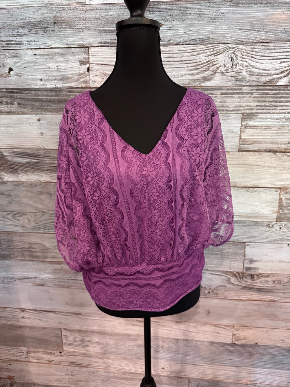 Elle Lavender Lace V-Neck Blouse